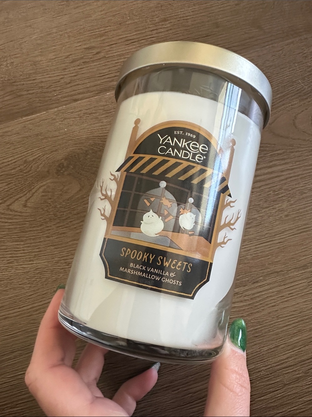Yankee Candle Spooky Sweets Cream & Gold Jar Candle
